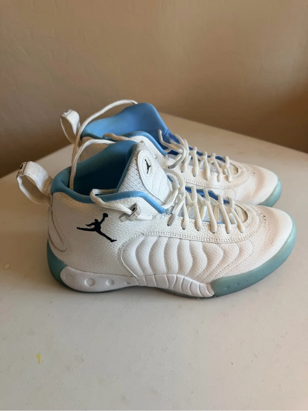 Jordan Jumpman Men's White and Light Blue Basketball Sneakers